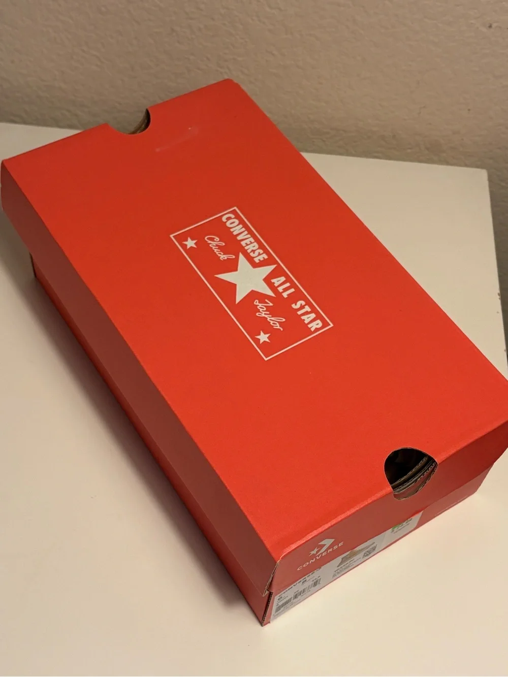 Converse item description